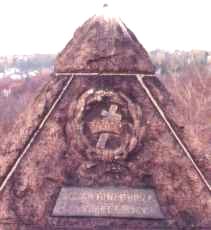 Foto del monumento funebre di C.T. Russel