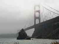 Golden Gate con la nebbia