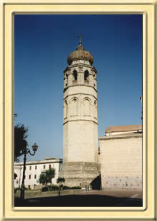 La torre campanaria del Duomo