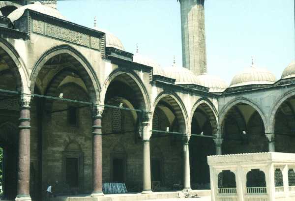 Moschea di Solimano - cortile