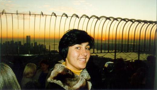 Lory al tramonto sull'Empire State Building