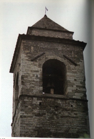 Particolare della torre campanaria
