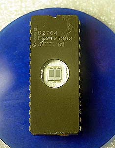 La nostra EPROM Intel 2764.