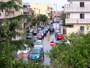 caos a S.Paolino causa pioggia e allagamento puntuale,set08-foto mimmo italiano