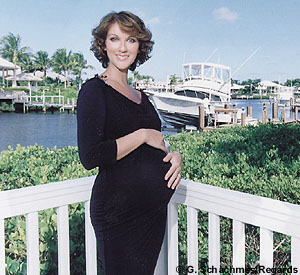 Celine al balcone della sua casa in Florida