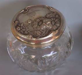 spherical dresser jar