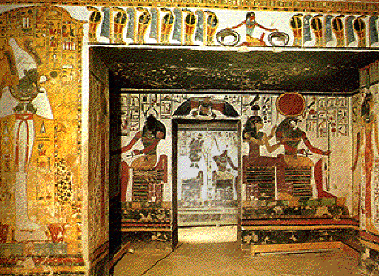 Interno della tomba di Nefertari