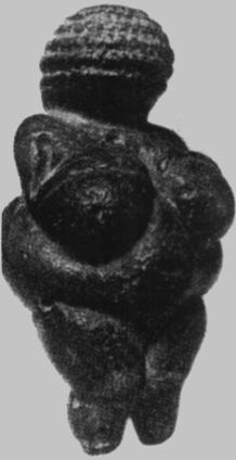 La "Venere" di Willendorf, Austria (h 11 cm circa)