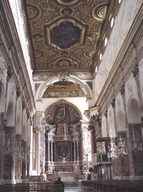 Ｉｎｓｉｄｅ of the Duomo
