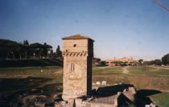 La piccola torre medievale della Moletta