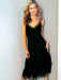 smg_6_blackdress4.jpg (21102 byte)